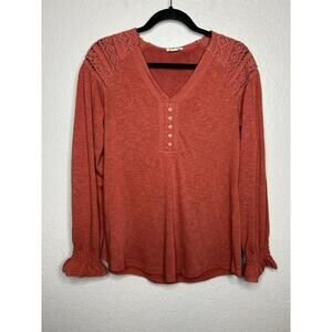 Sundance Red Crochet Long Sleeve Size Medium
